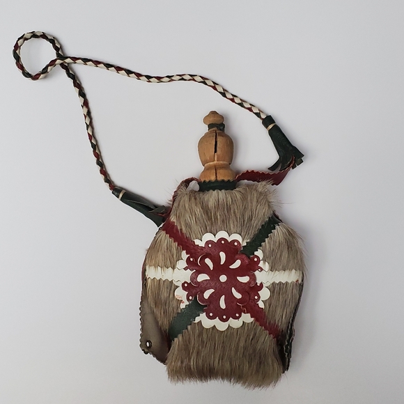 Vintage Folk Art Hungarian Shepherd's Canteen Kulacs Fur Leather Handmade - Picture 3 of 10